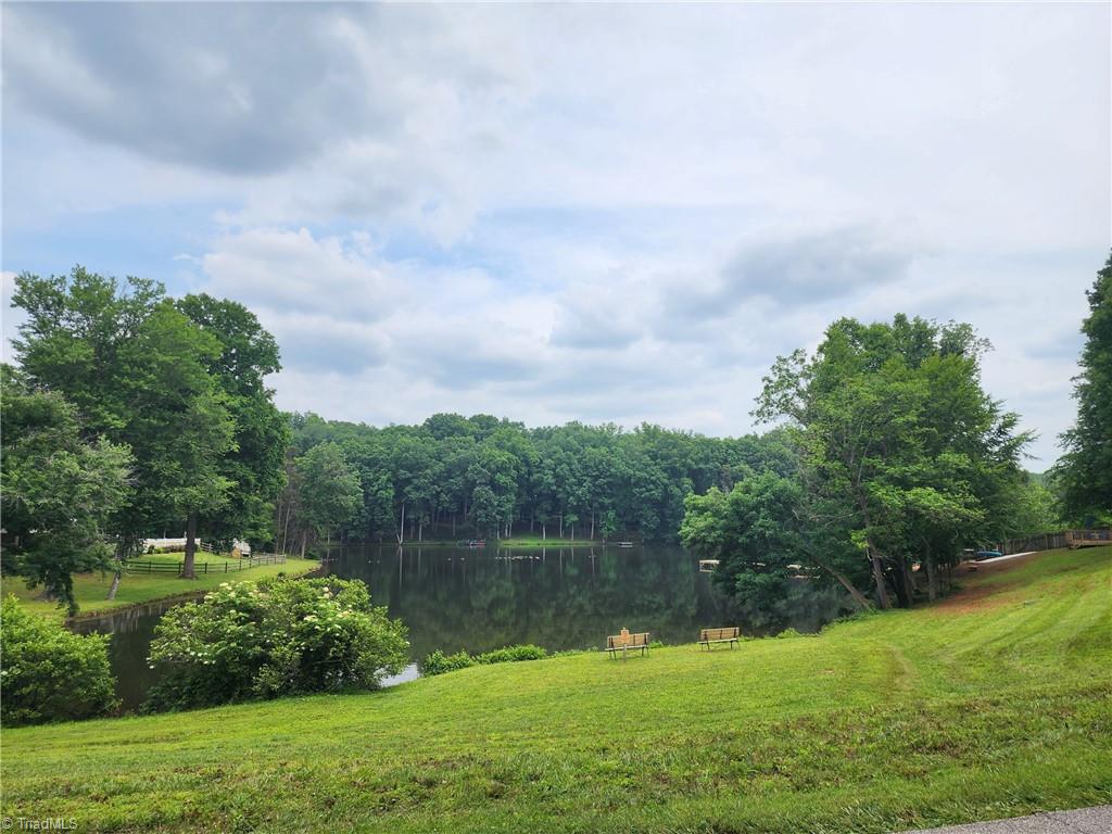 2151 Foxhunter Court, Winston-Salem