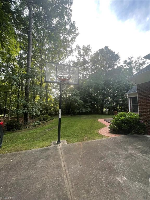 124 Doverstone Court