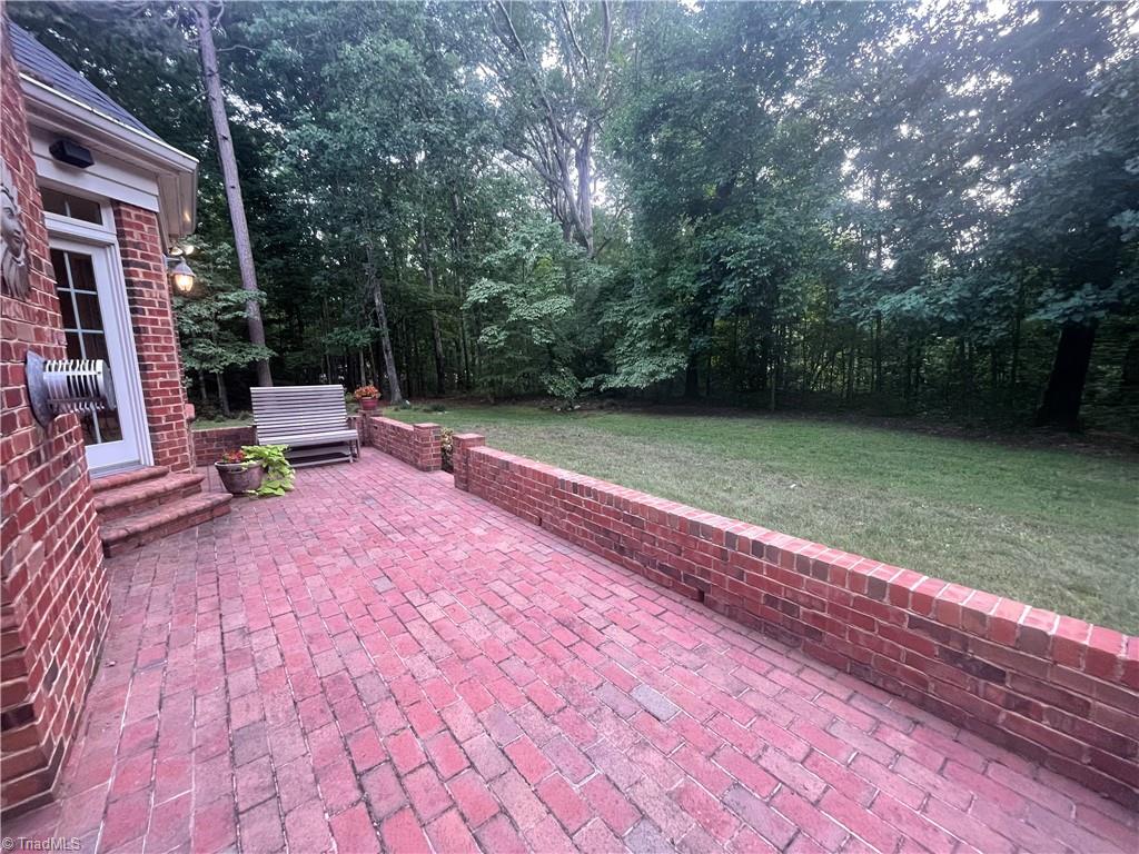 124 Doverstone Court