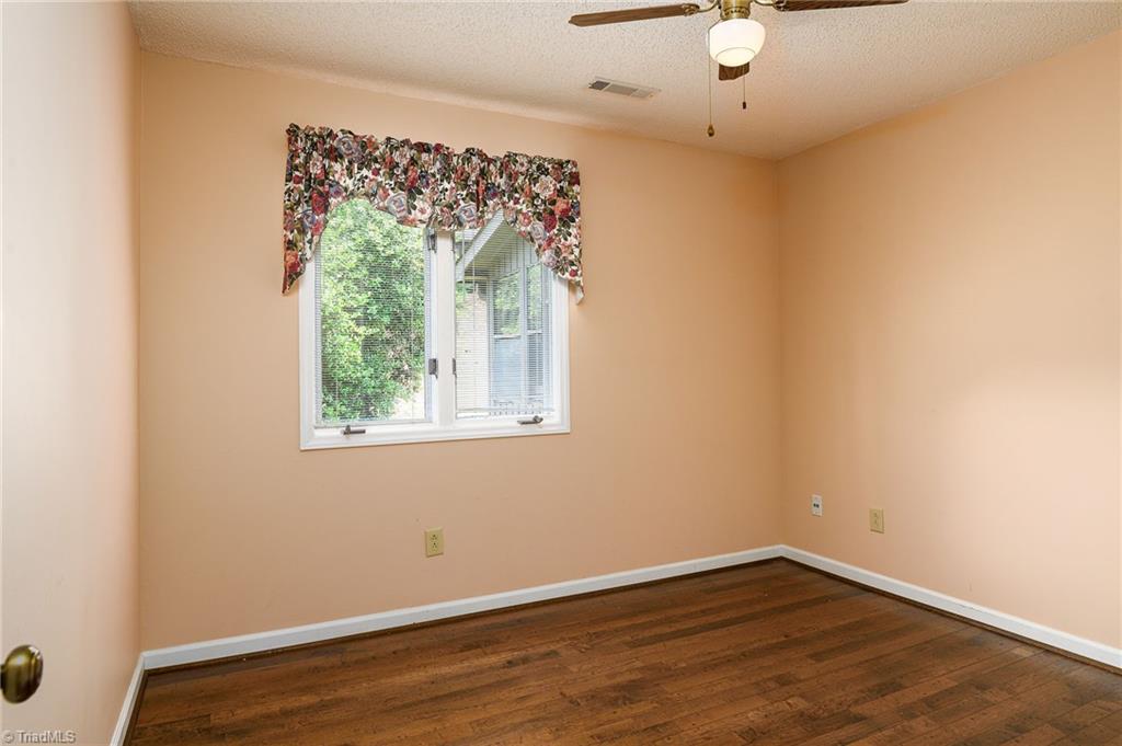 211 Chadbourne Drive, Winston-Salem