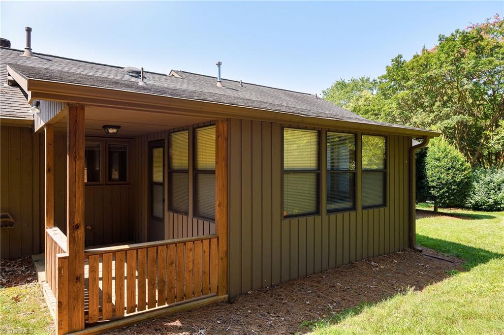 211 Chadbourne Drive, Winston-Salem