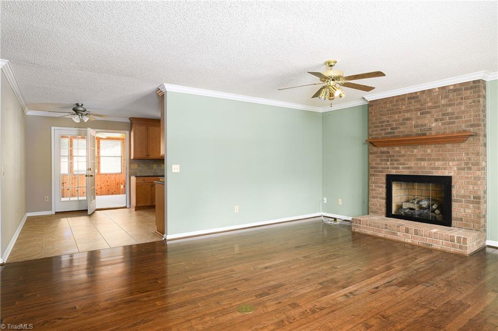 211 Chadbourne Drive, Winston-Salem