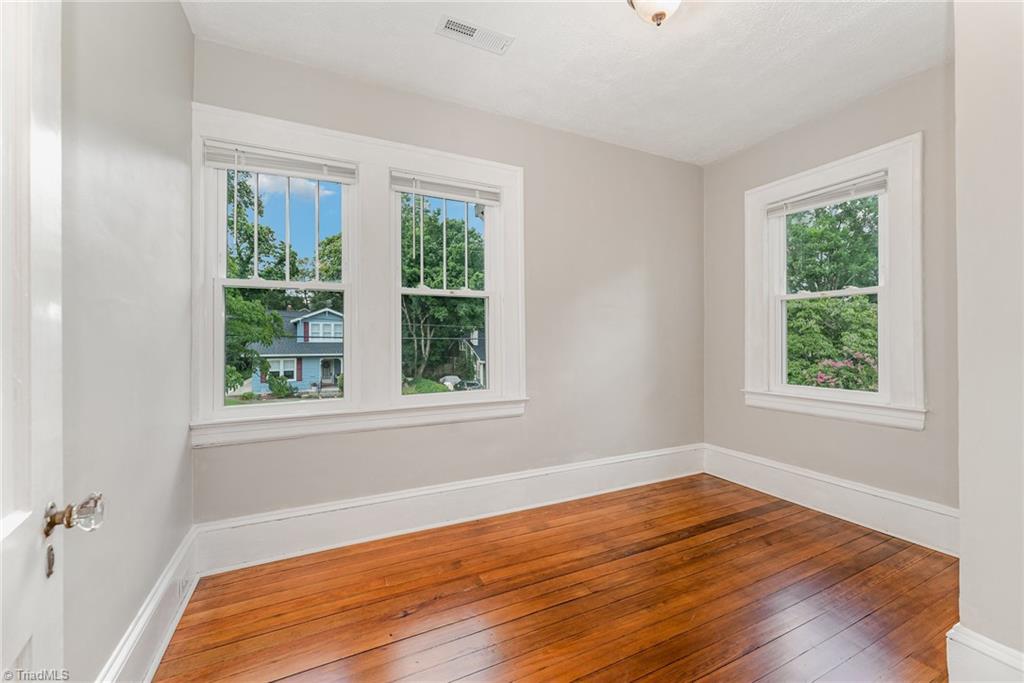 1922 Brantley Street, Winston-Salem