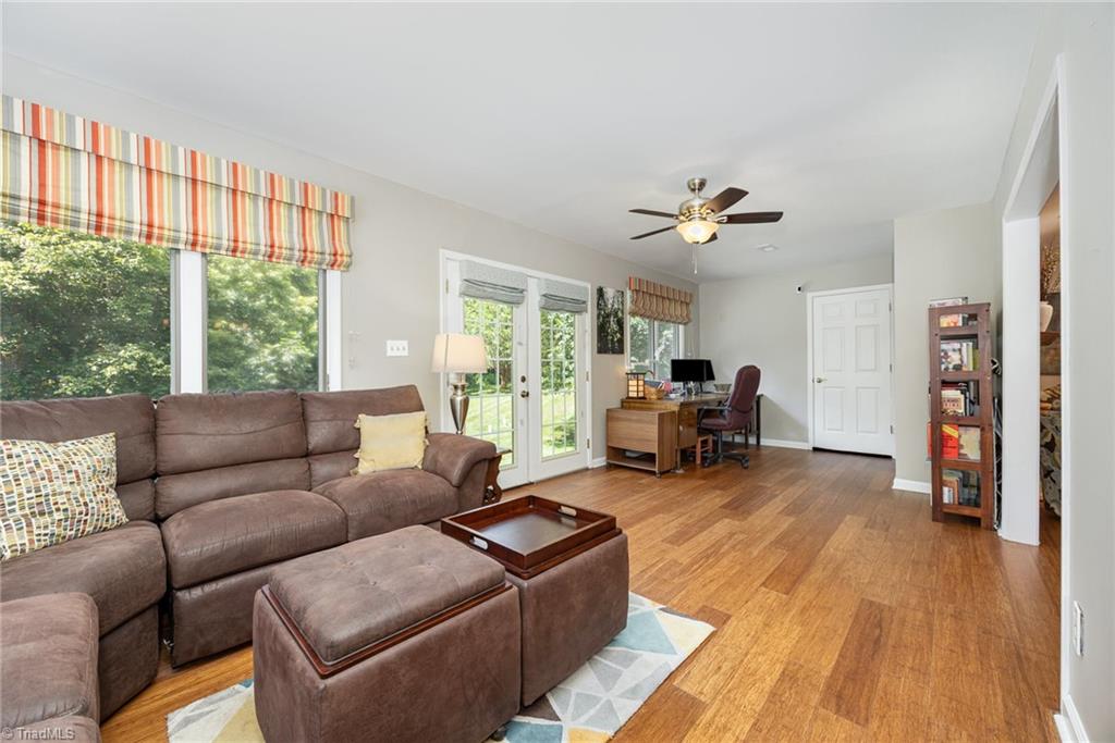 2801 Waters Edge Lane