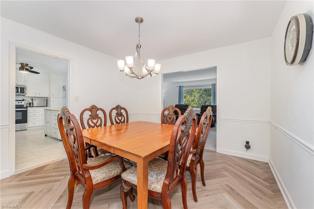 6513 Spanish Oak Drive