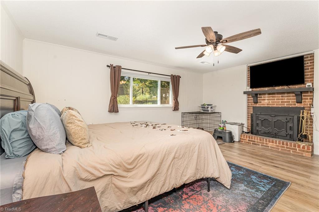 6513 Spanish Oak Drive