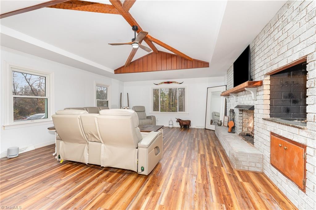 5379 Old US Highway 52