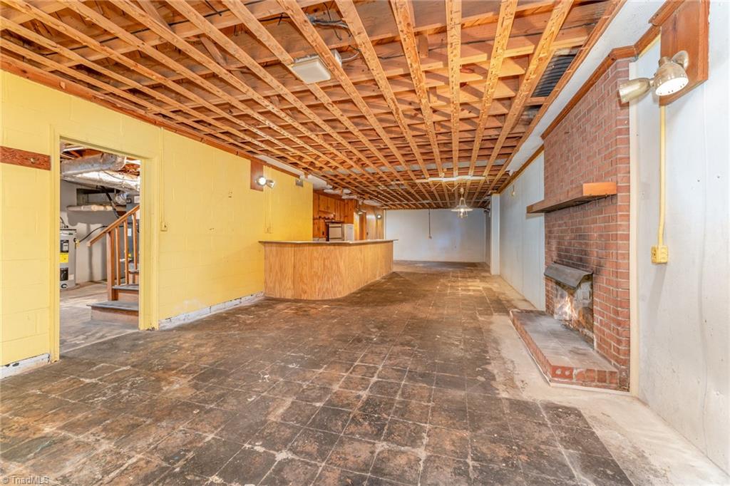 5379 Old US Highway 52