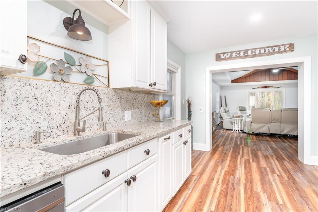 5379 Old US Highway 52