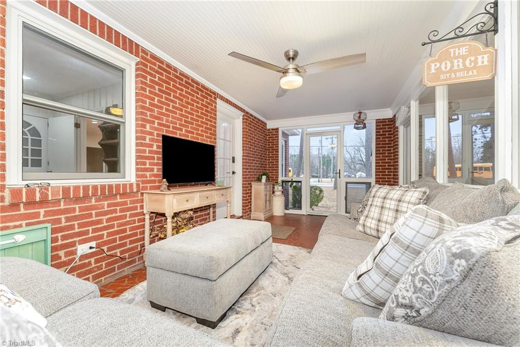 5379 Old US Highway 52