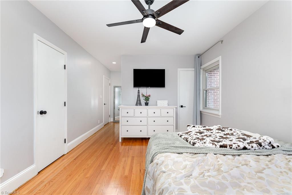 5379 Old US Highway 52