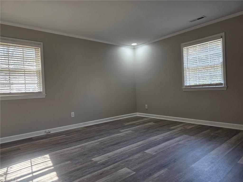 157 Woodbriar Road, Winston-Salem