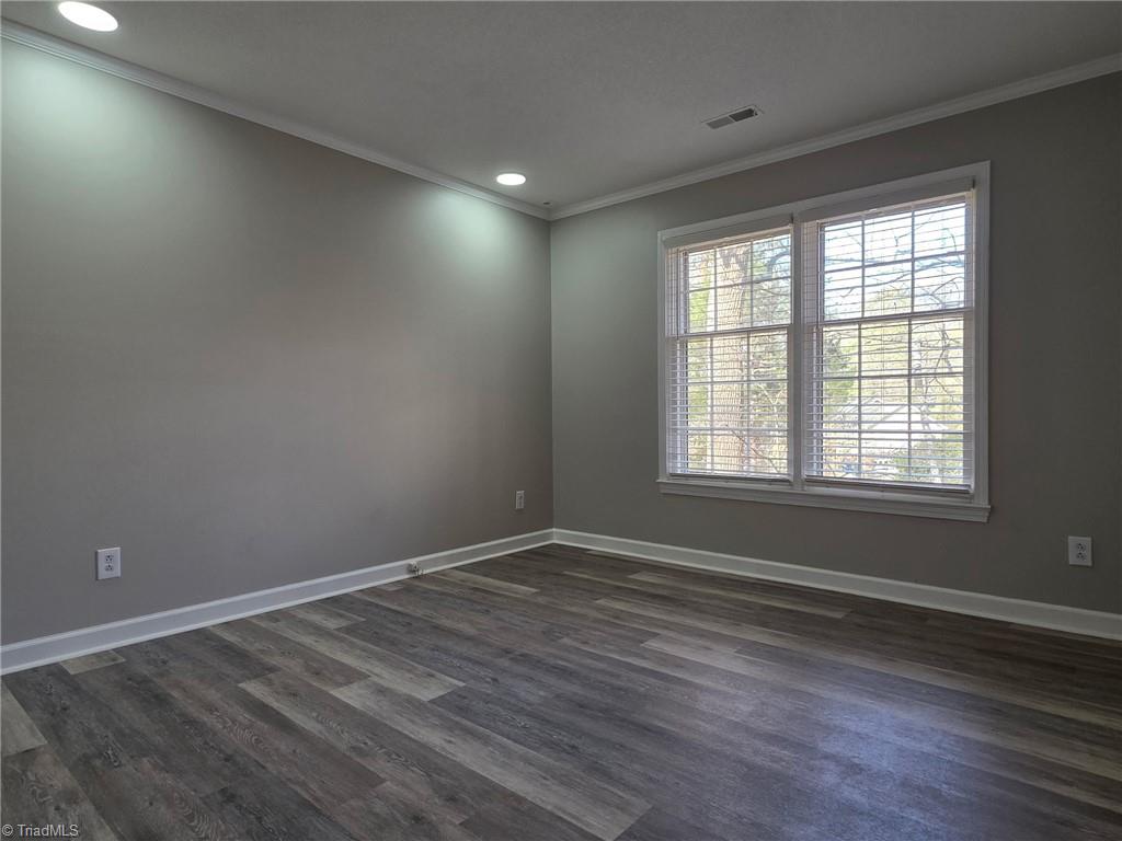 157 Woodbriar Road, Winston-Salem