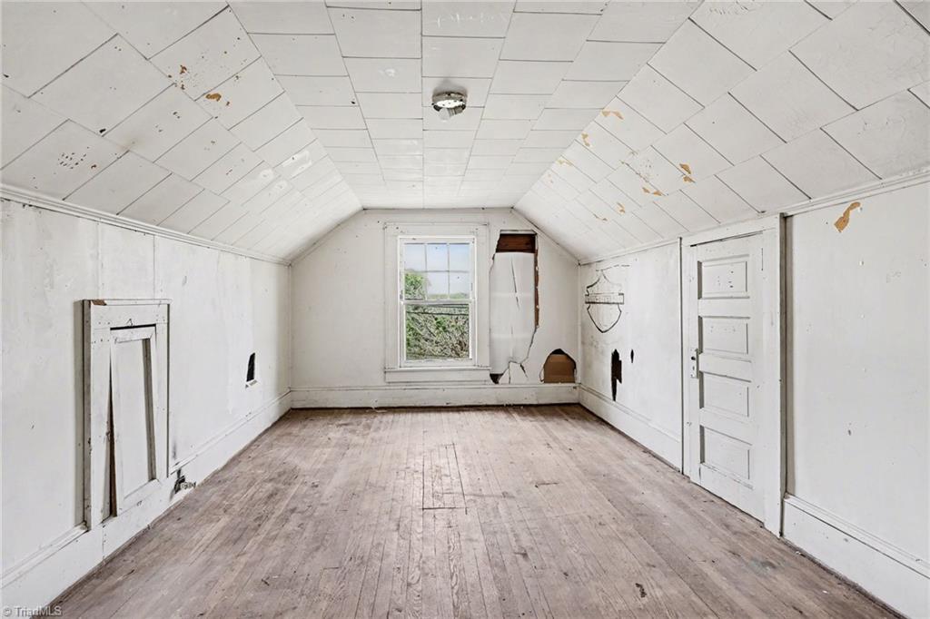 1411 Ludwick Heights Lane