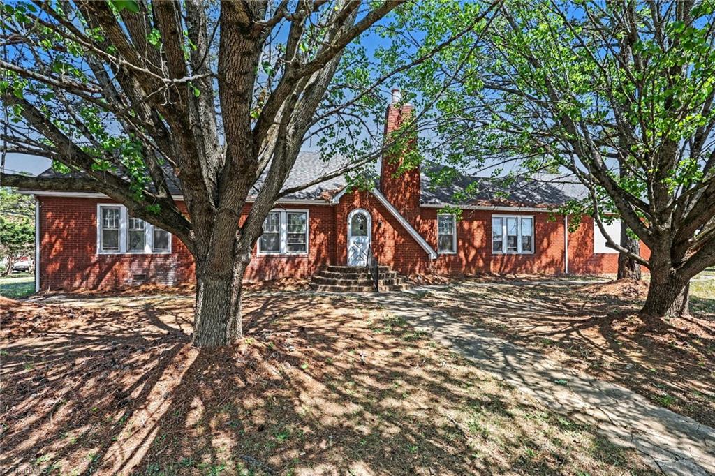1411 Ludwick Heights Lane