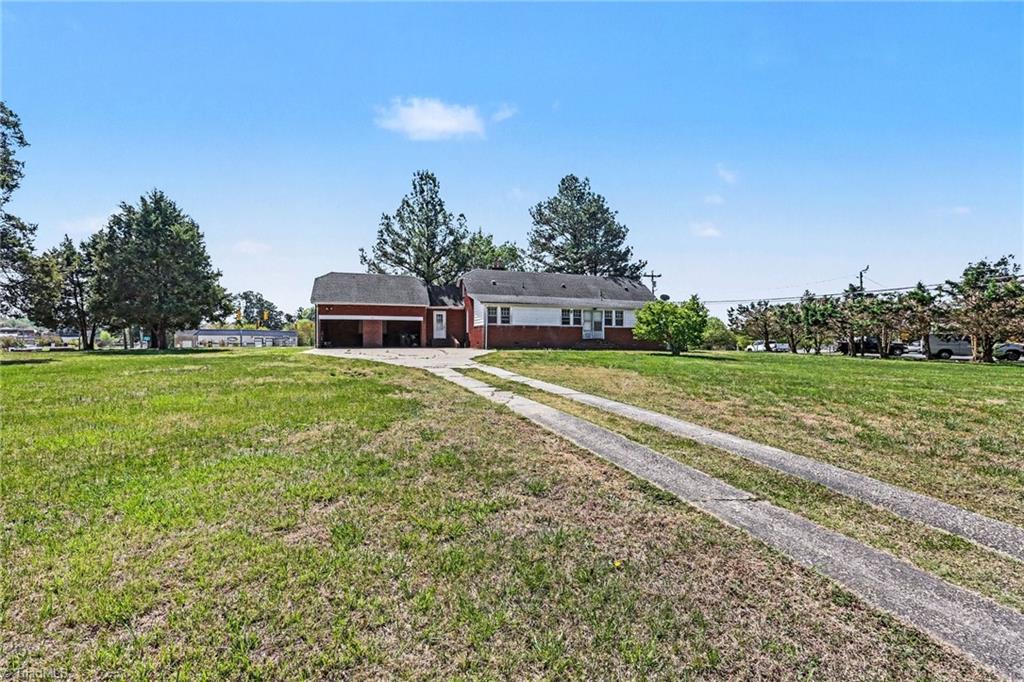 1411 Ludwick Heights Lane
