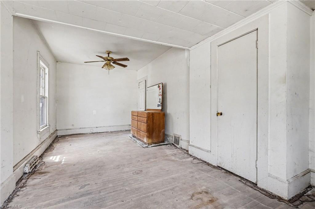 1411 Ludwick Heights Lane