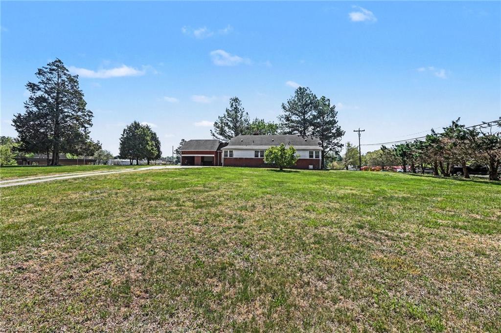 1411 Ludwick Heights Lane