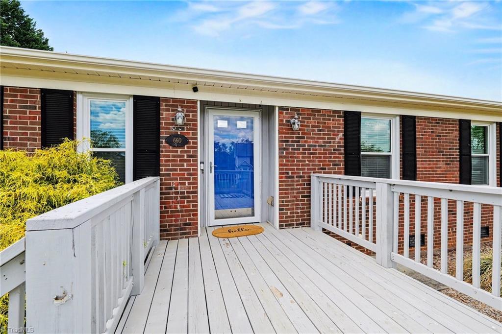 660 Brookmont Drive, Winston-Salem