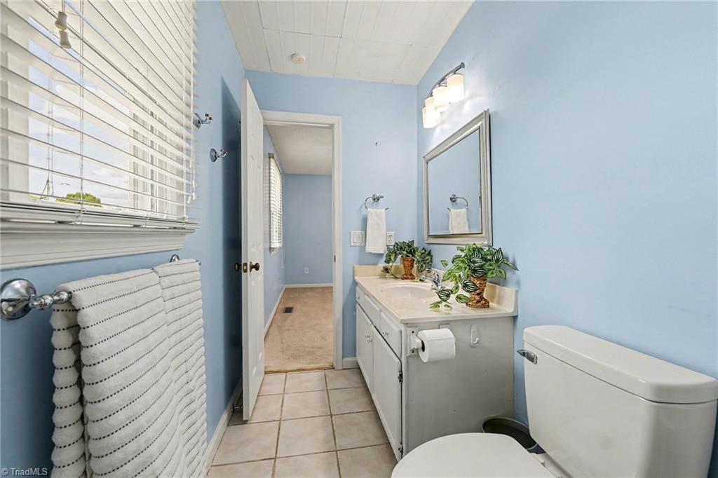 660 Brookmont Drive, Winston-Salem