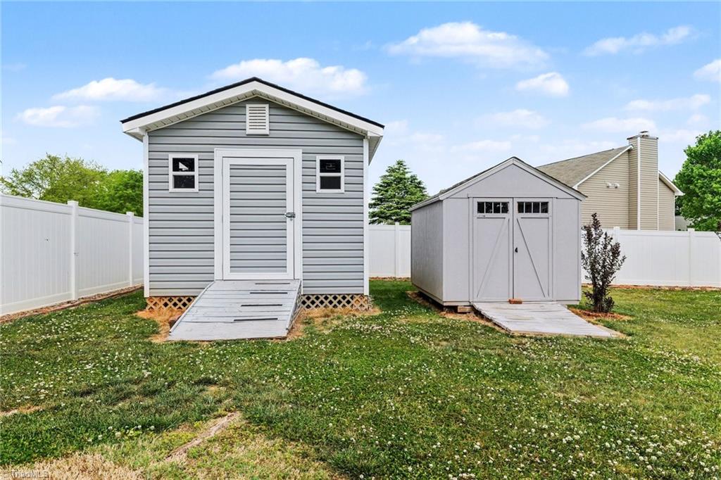 660 Brookmont Drive, Winston-Salem
