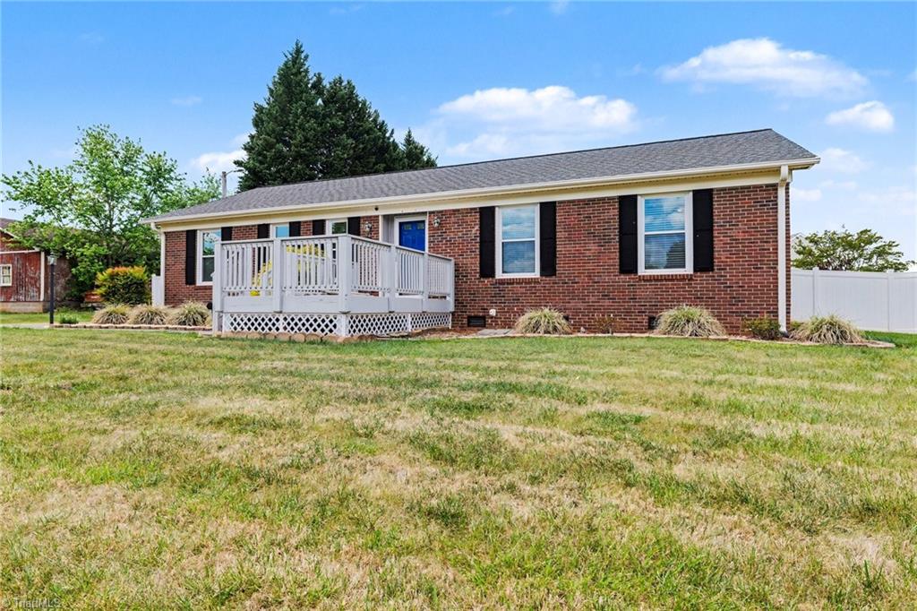 660 Brookmont Drive, Winston-Salem