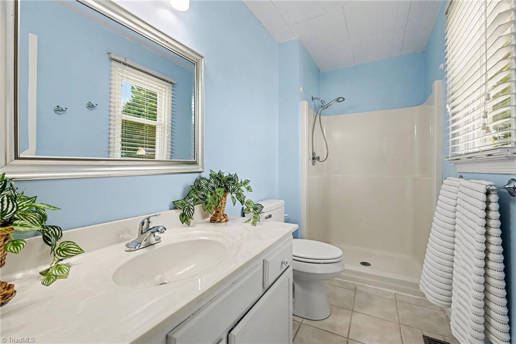 660 Brookmont Drive, Winston-Salem