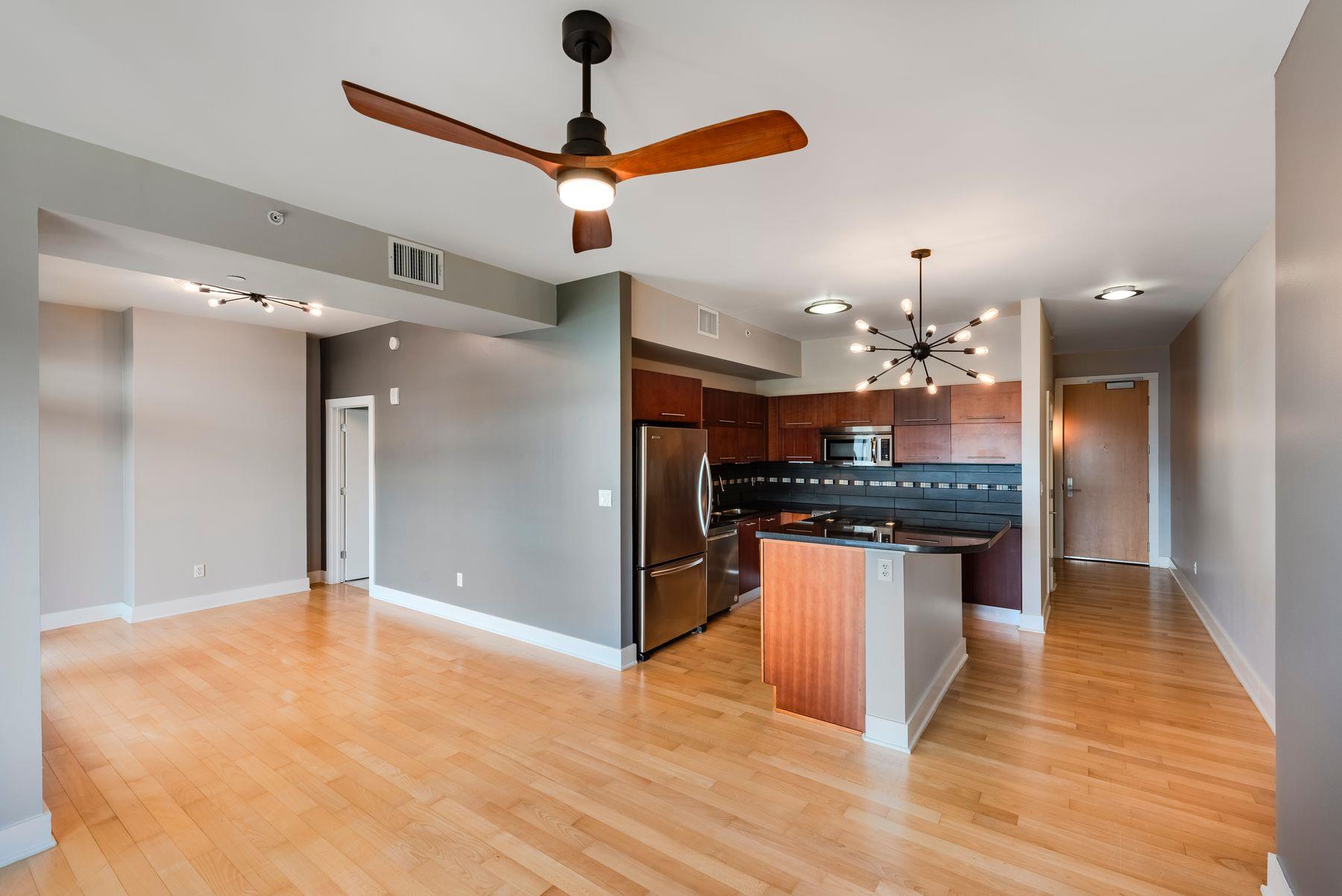 603 Davis ST # 1201