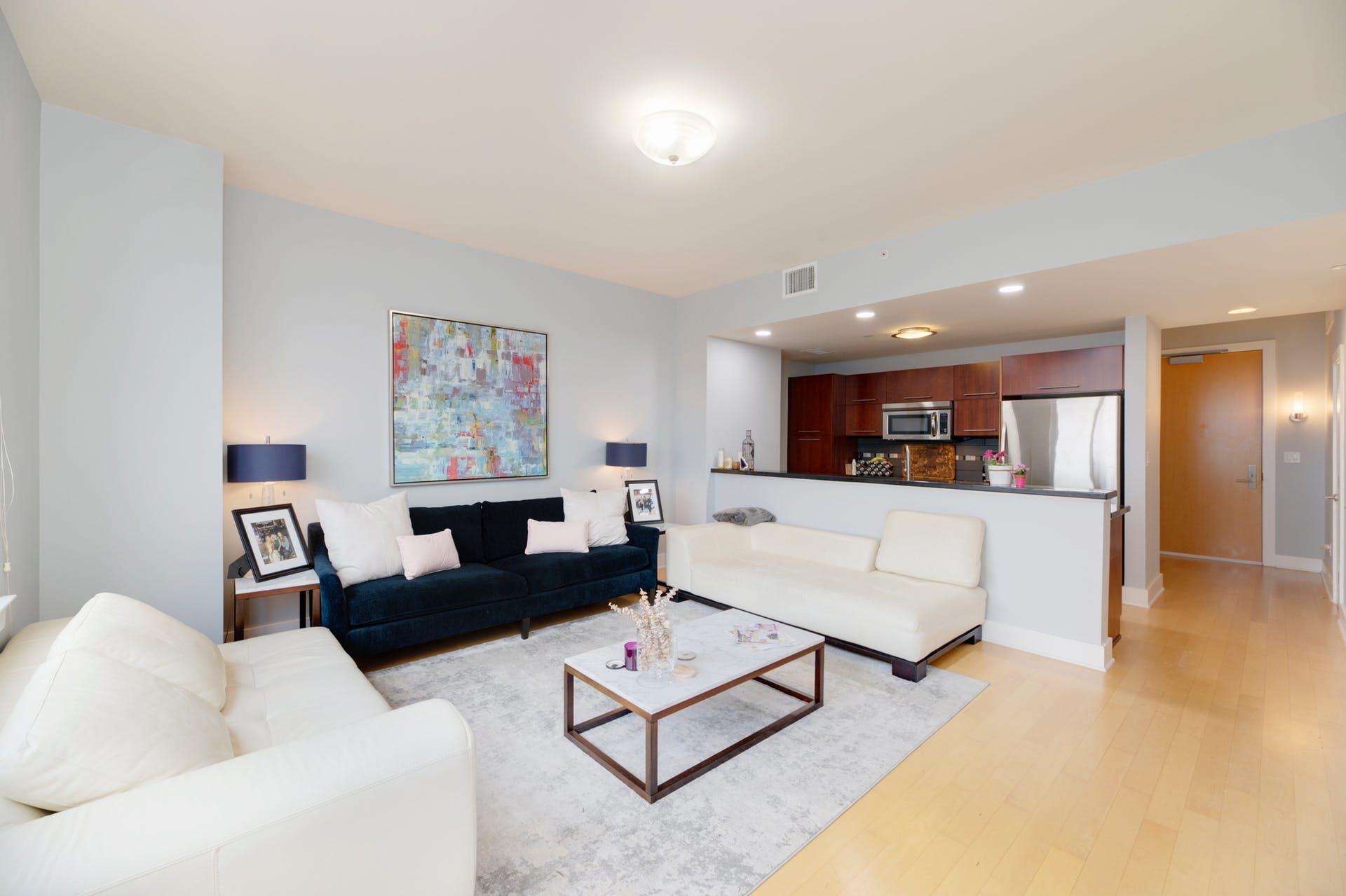 603 Davis ST # 1808