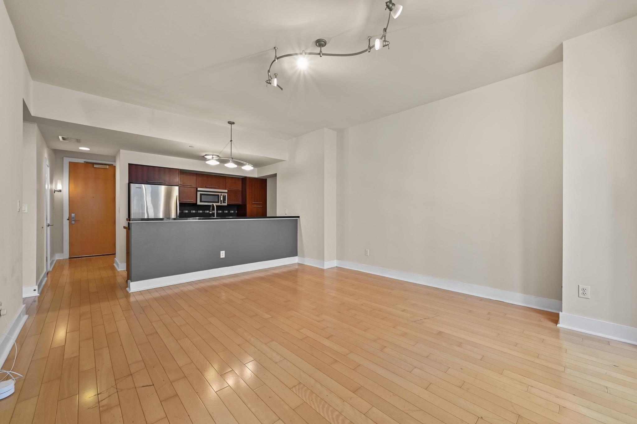603 Davis ST # 1907