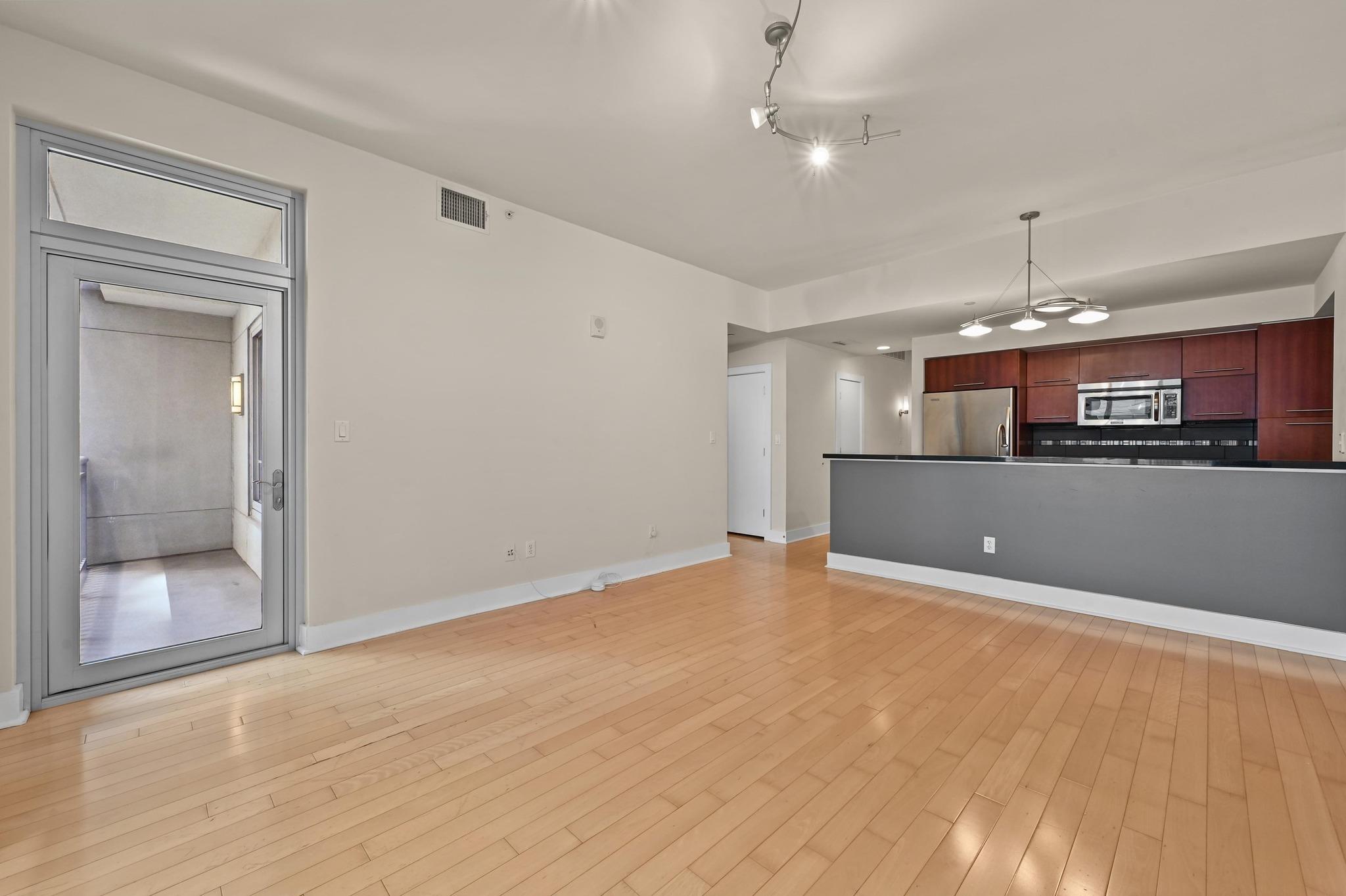 603 Davis ST # 1907