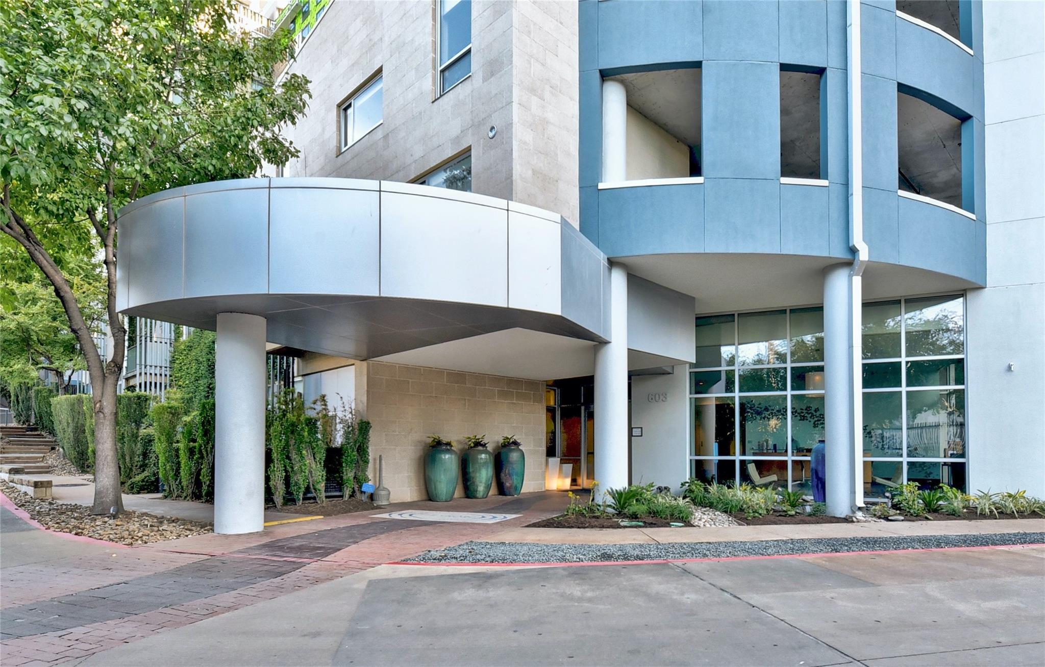 603 Davis ST # 910