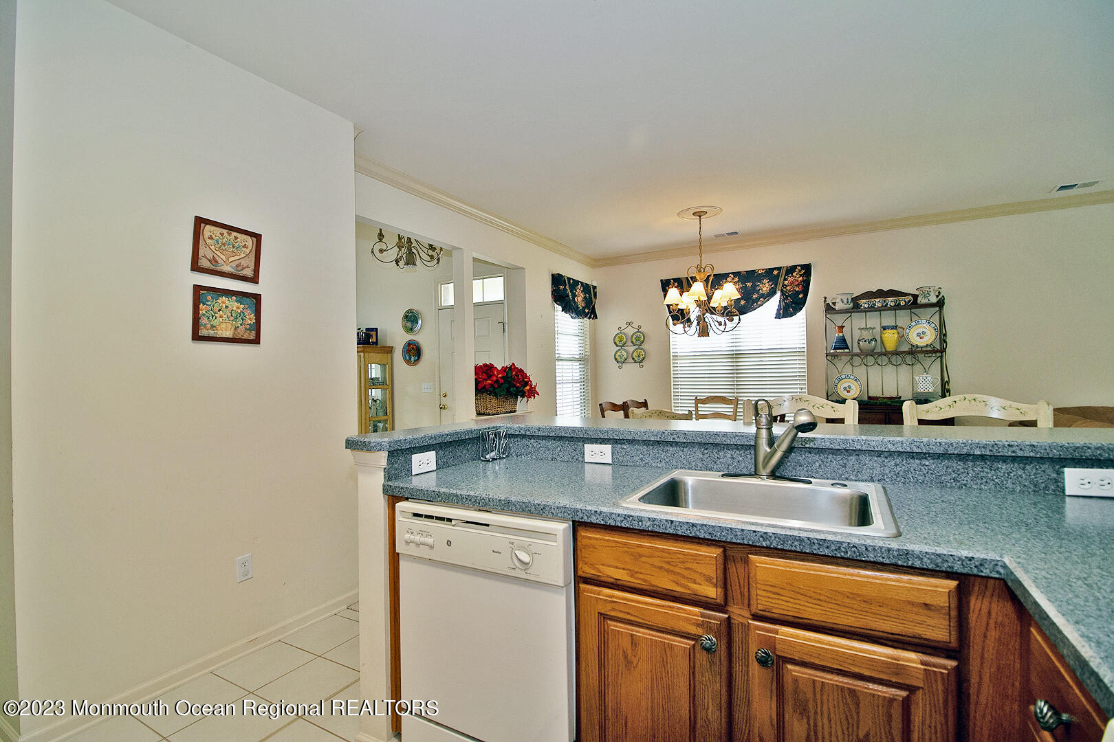 27 Hatteras Way