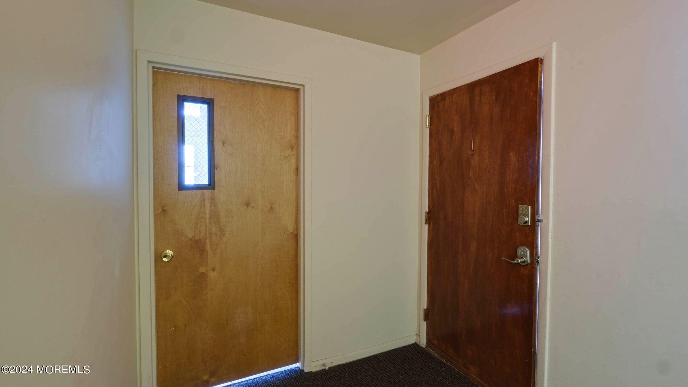 105 Claridge Court, 1