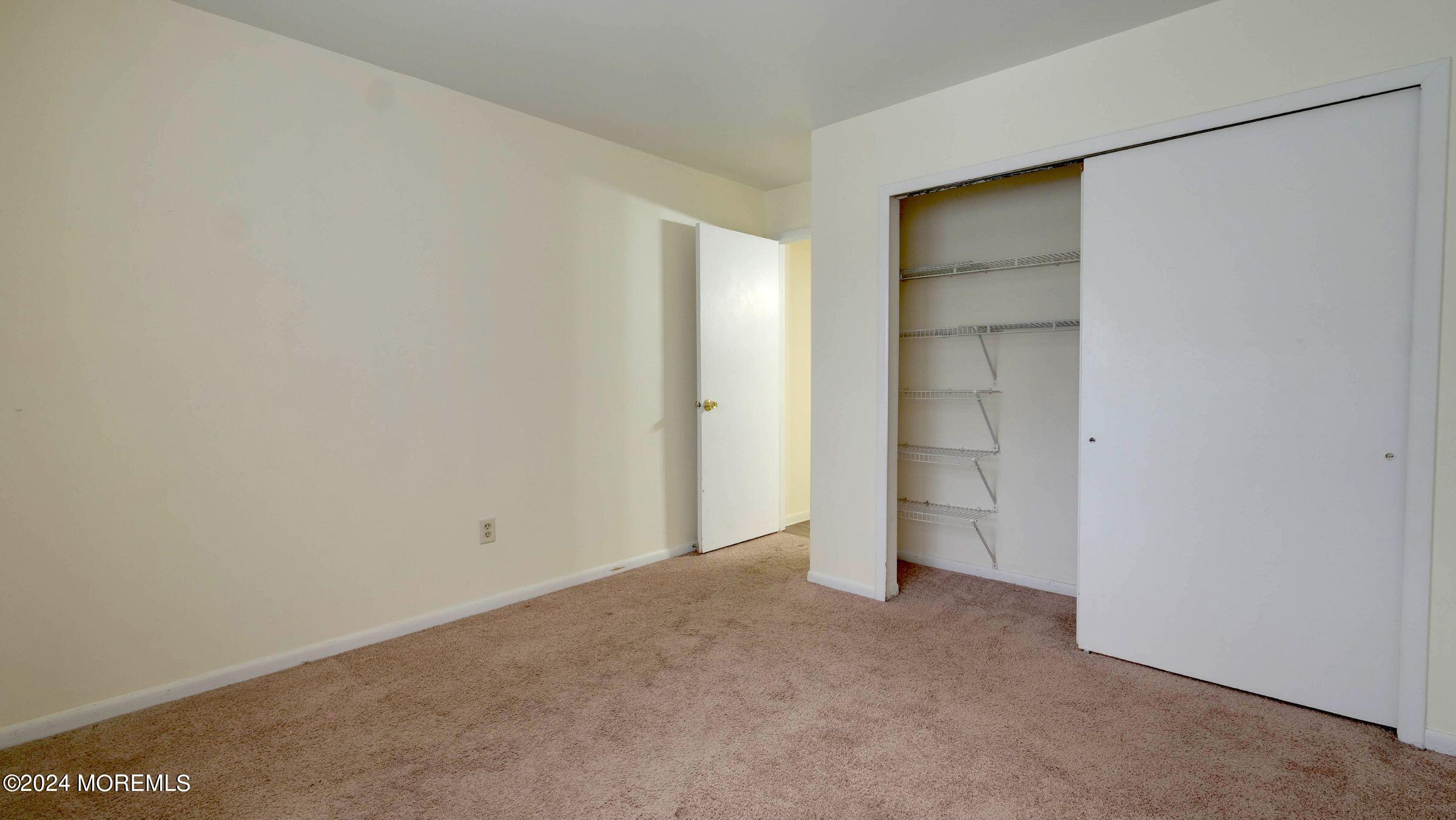 105 Claridge Court, 1