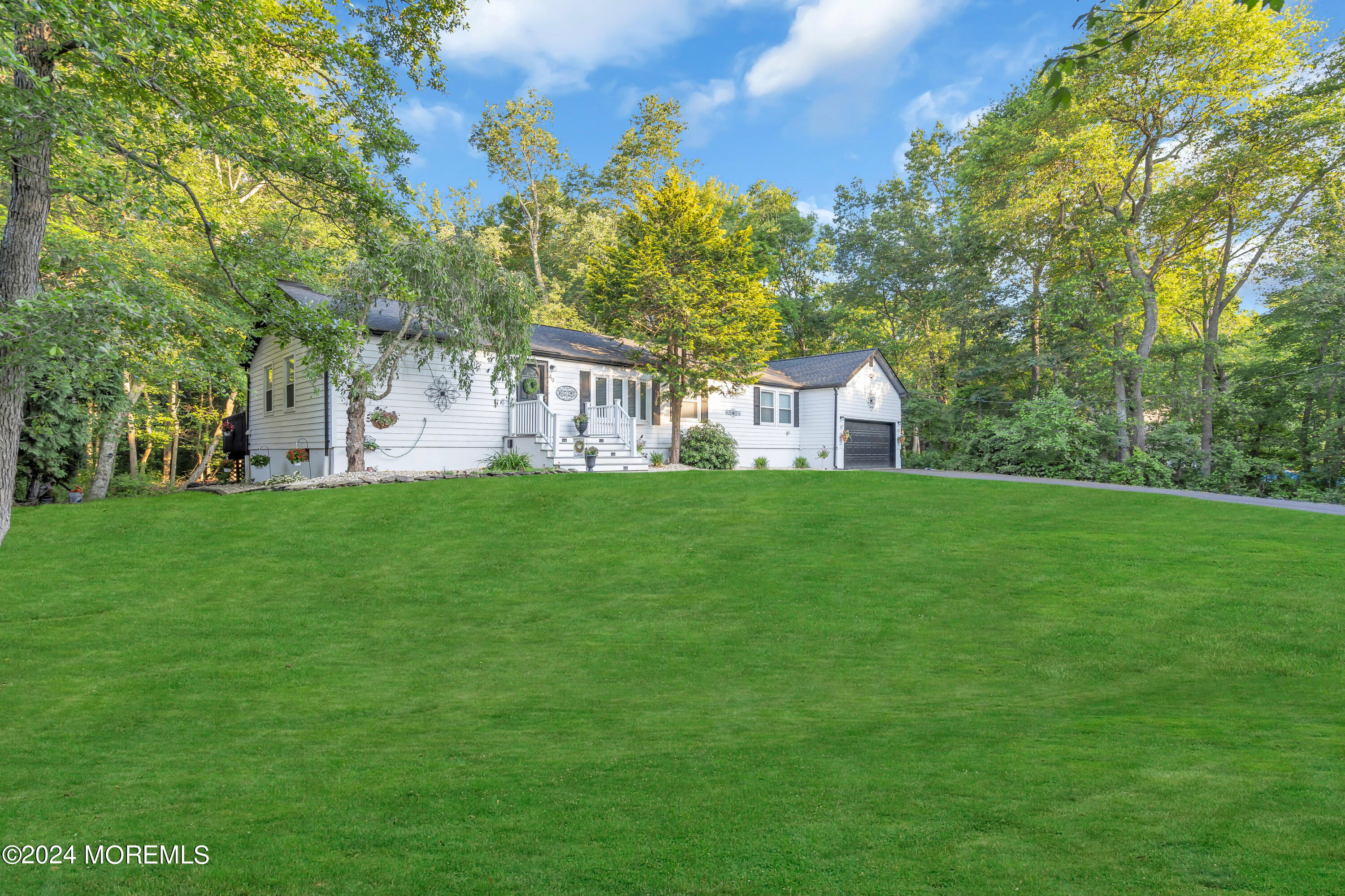 49 Freehold Road