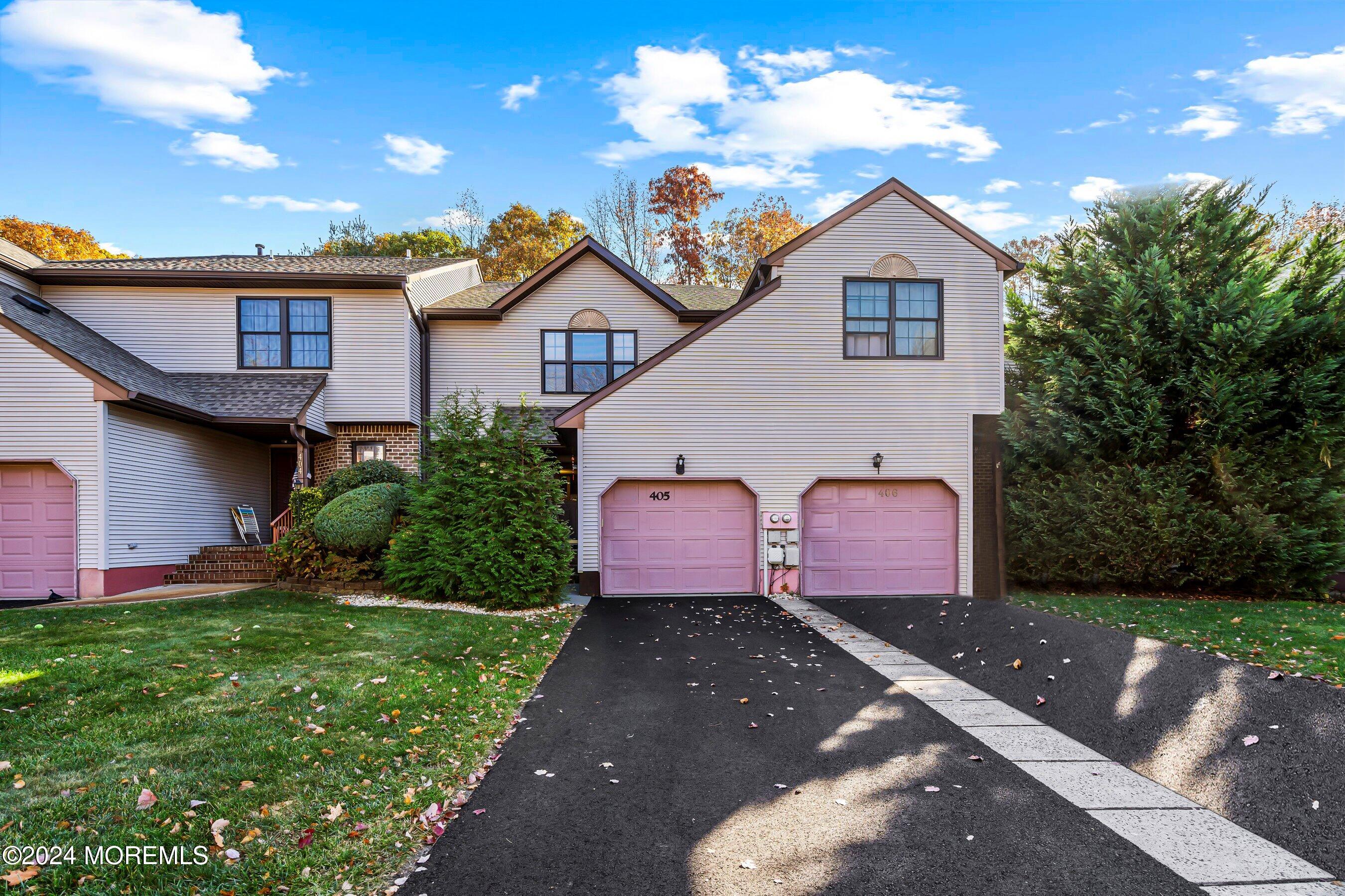 405 Oak Knoll Drive, 40-5