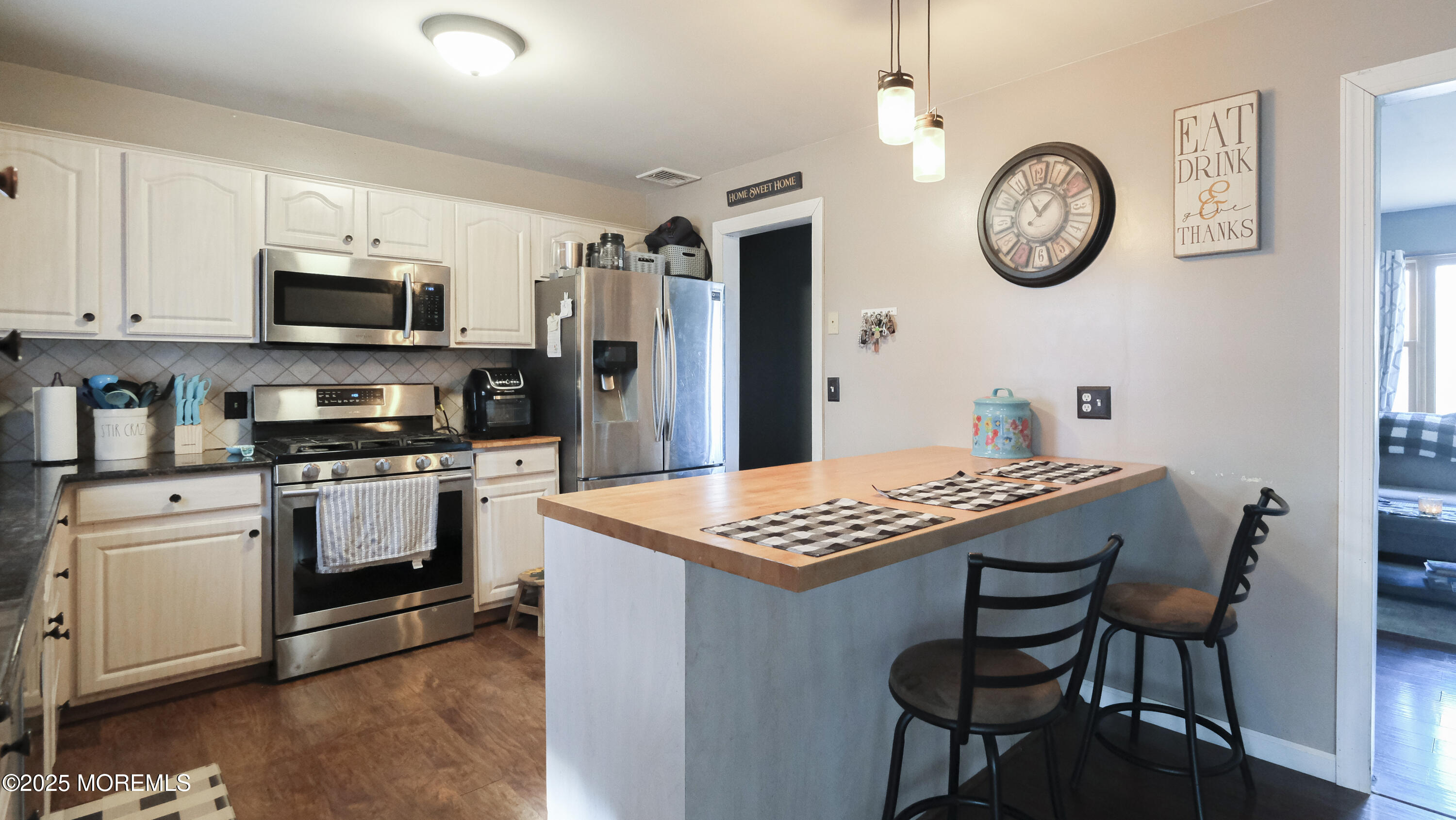 99 Woodside Avenue