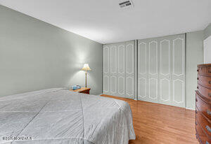 1263 Hamilton Court B