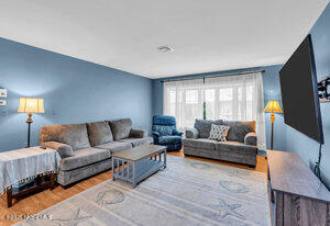 1263 Hamilton Court B