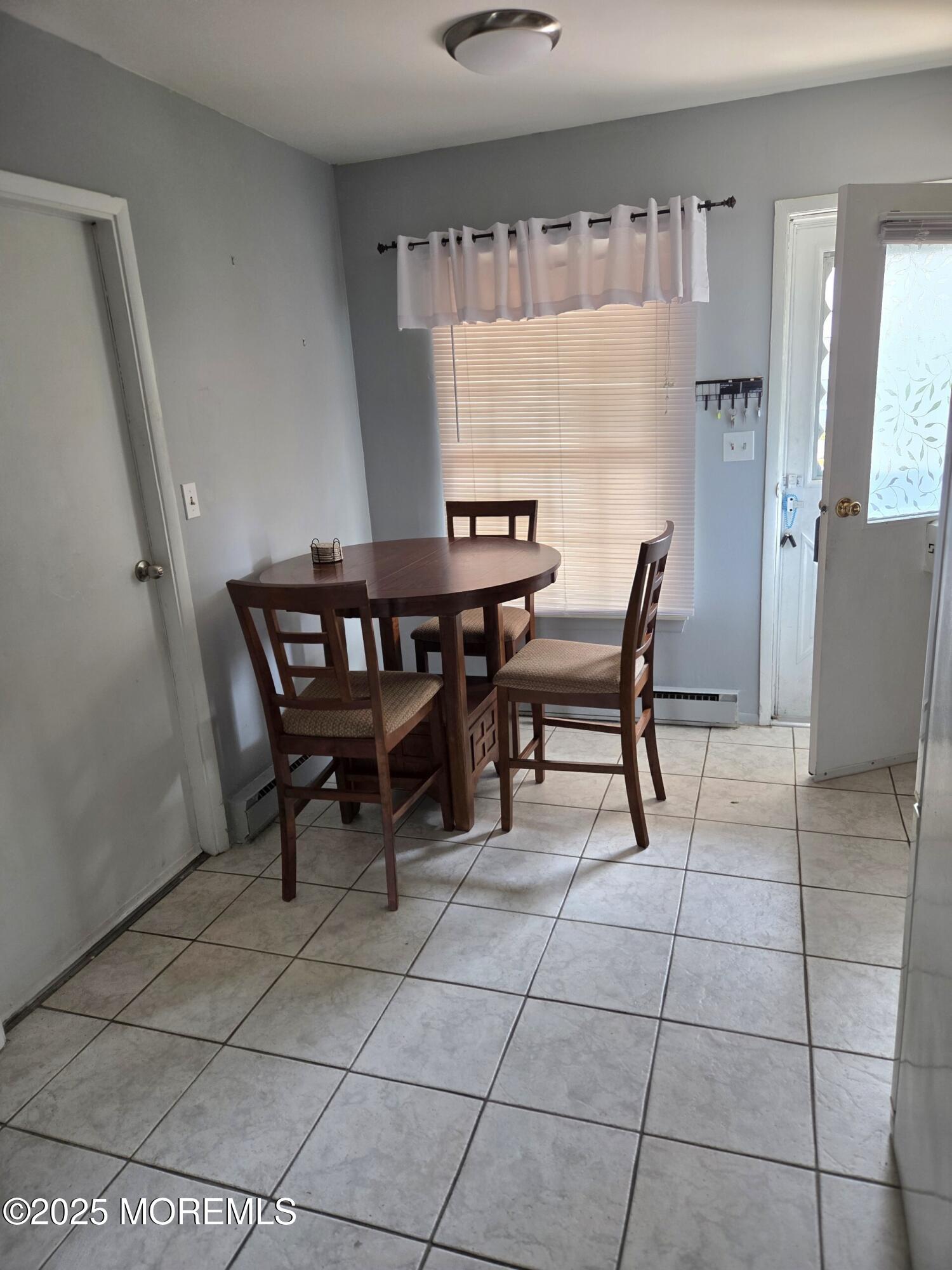 1263 Hamilton Court B