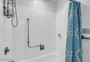 1263 Hamilton Court B