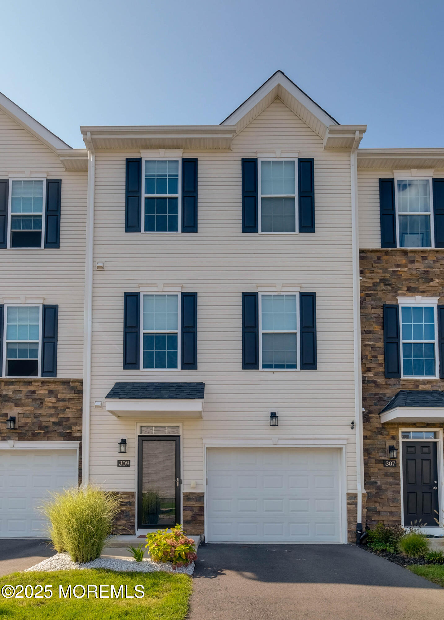 309 Spirit Way