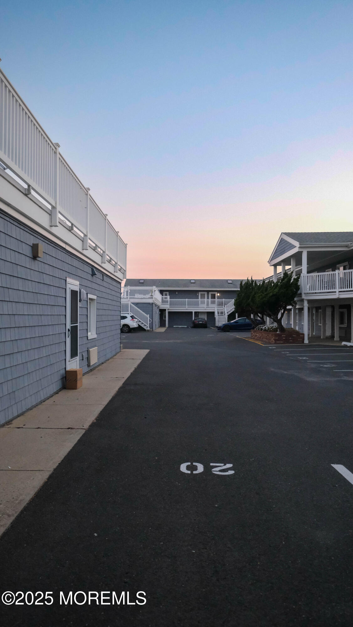 100 Ocean Avenue N 20A