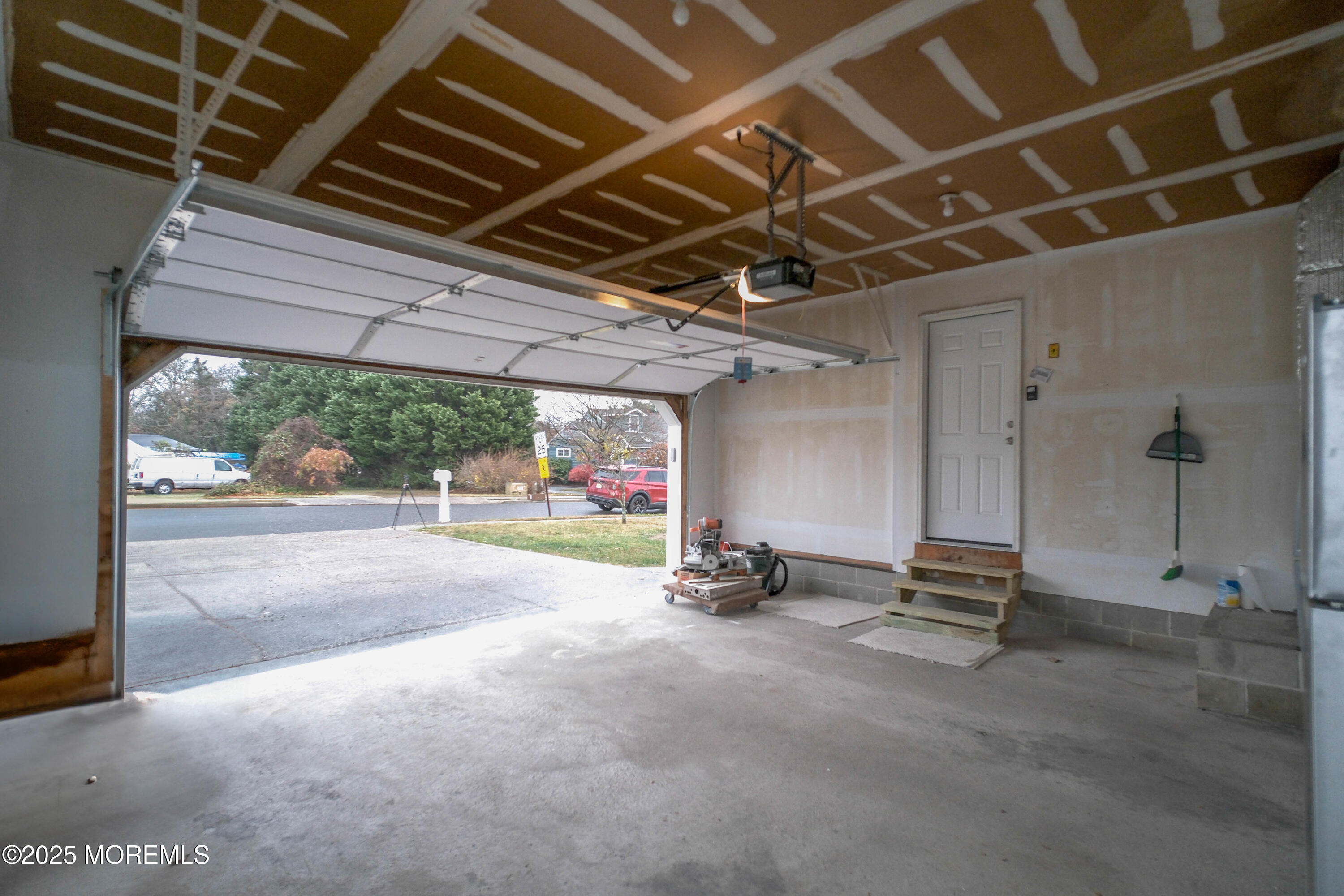 125 N Shore Road
