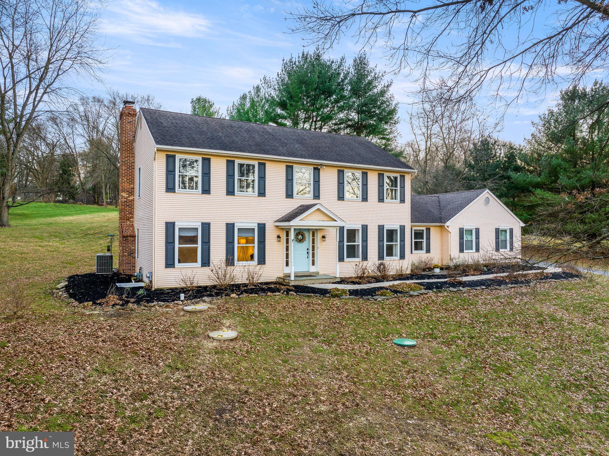 804 NATHAN HALE DRIVE