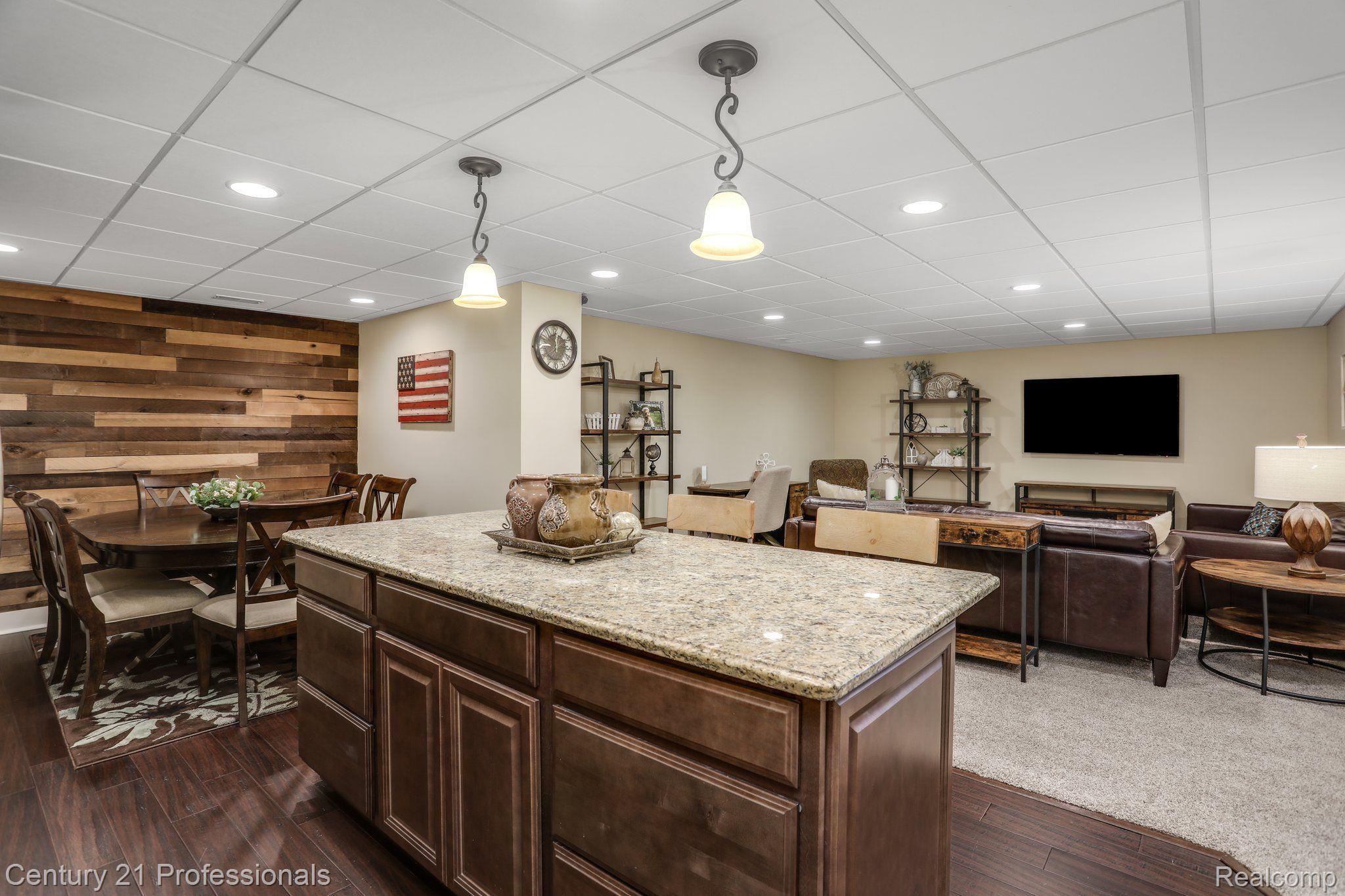 4705 N STONEGATE Circle