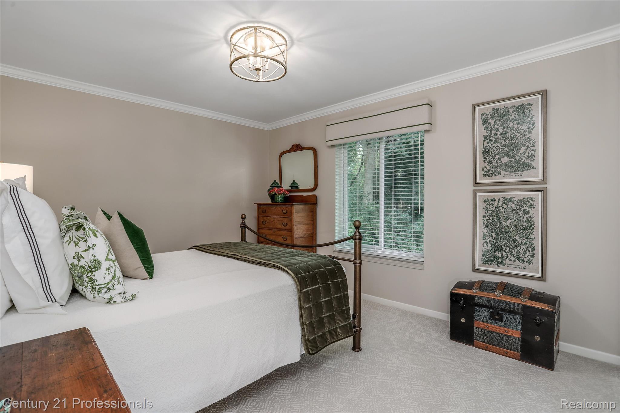 1750 TIVERTON Road Unit: 26