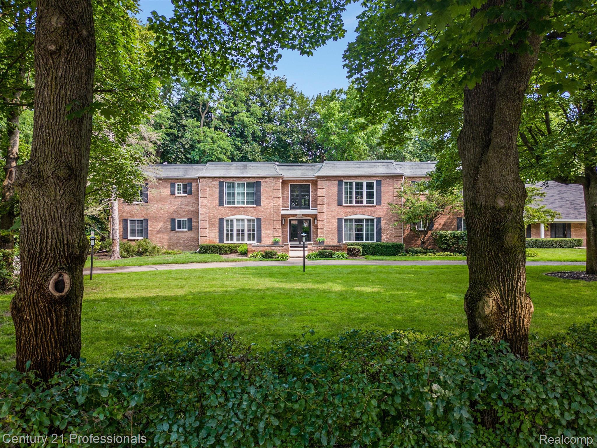 1750 TIVERTON Road Unit: 26