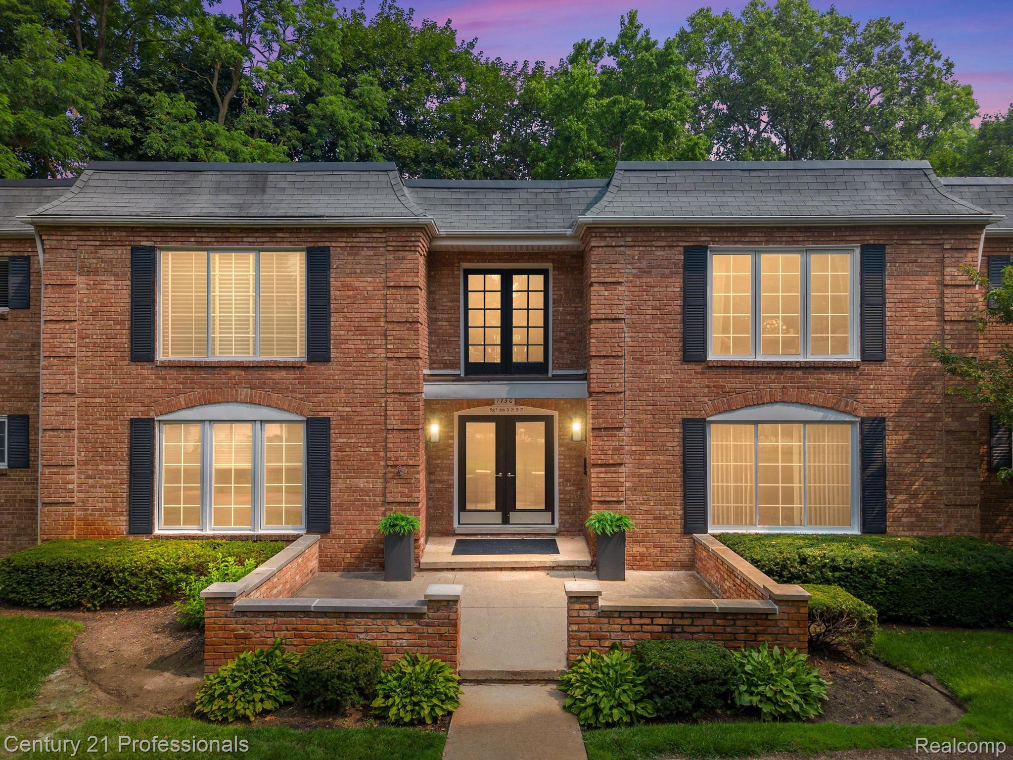 1750 TIVERTON Road Unit: 26